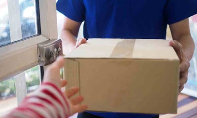 Come spedire un pacco anonimo: la guida completa