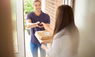 Come spedire un pacco con corriere e organizzare il primo ordine
