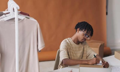 Come vendere artigianato su Etsy e spedire in tutto il mondo